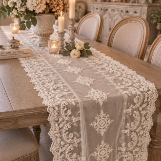 Chemin de table dentelle